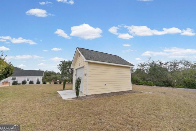 105 Plantation Pines Drive, Blackshear, GA 31516