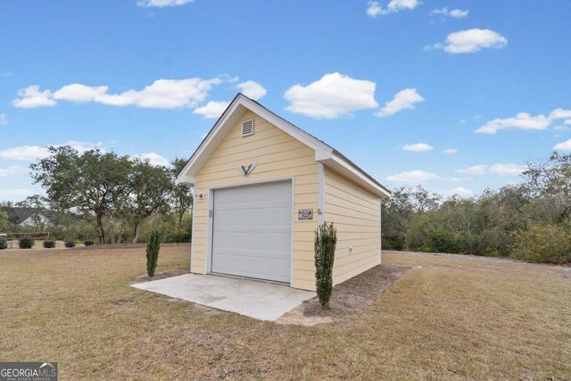 105 Plantation Pines Drive, Blackshear, GA 31516