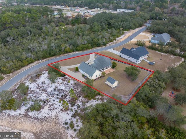 105 Plantation Pines Drive, Blackshear, GA 31516