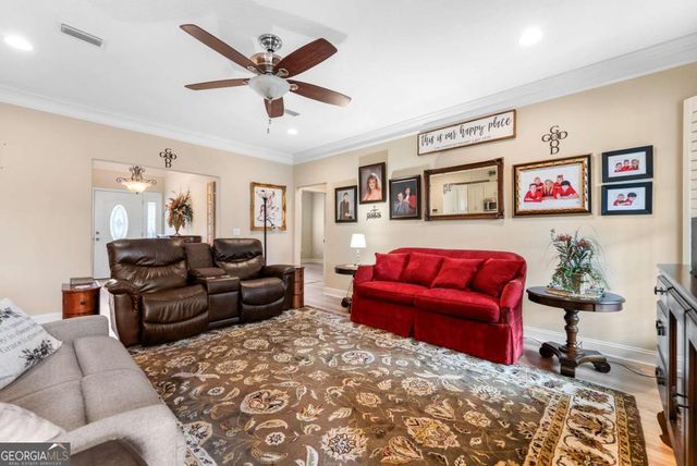 105 Plantation Pines Drive, Blackshear, GA 31516