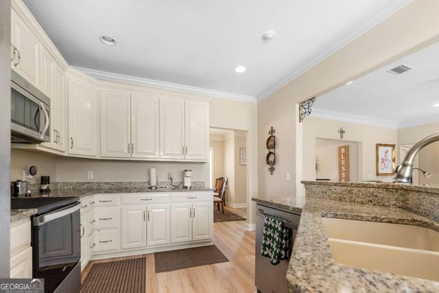 105 Plantation Pines Drive, Blackshear, GA 31516