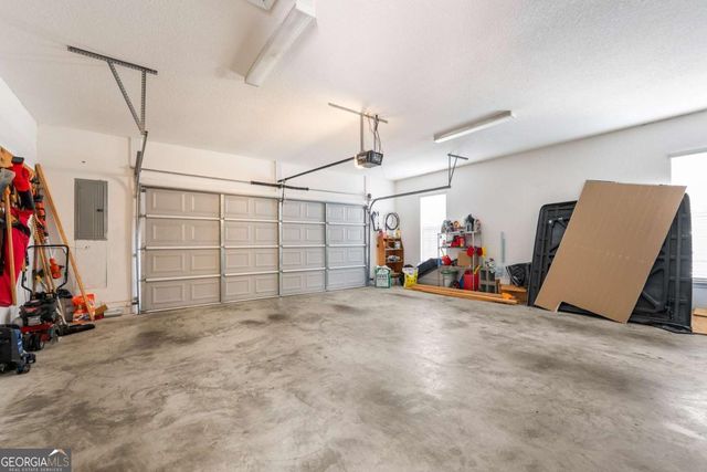 105 Plantation Pines Drive, Blackshear, GA 31516