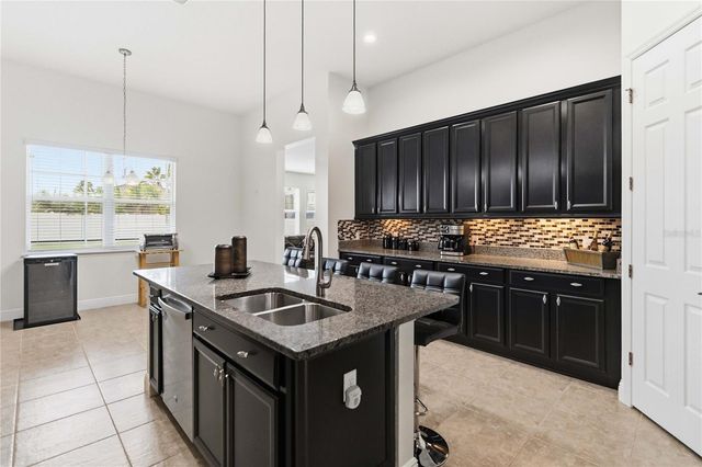 3716 PARADISO CIRCLE, Kissimmee, FL 34746