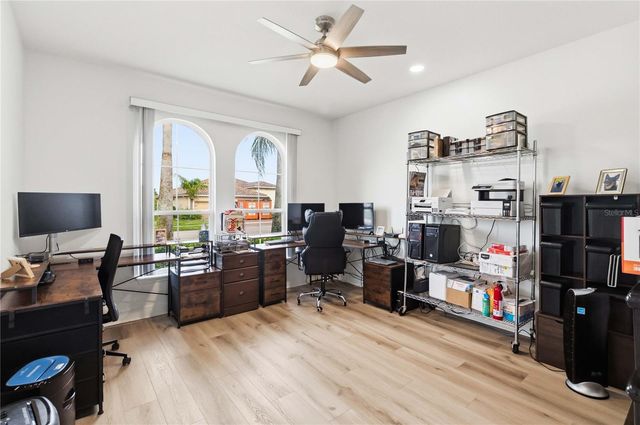 3716 PARADISO CIRCLE, Kissimmee, FL 34746