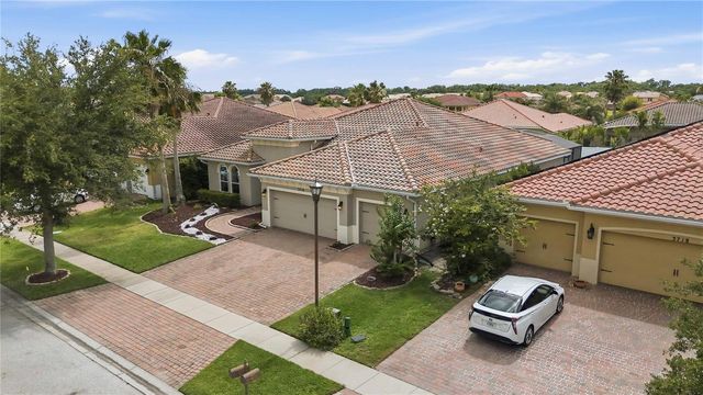 3716 PARADISO CIRCLE, Kissimmee, FL 34746