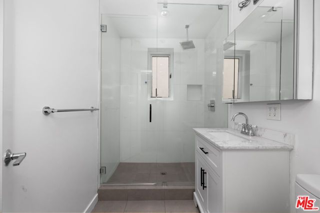 1424 N Crescent Heights Boulevard 28, West Hollywood, CA 90046