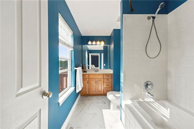 19985 CRESTONE Street, Spring Hill, KS 66083
