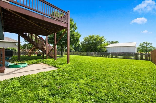 19985 CRESTONE Street, Spring Hill, KS 66083