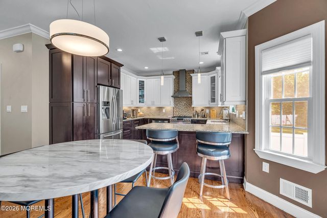 22 Wicker Place, Morganville, NJ 07751