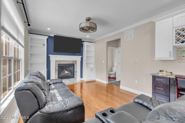 22 Wicker Place, Morganville, NJ 07751