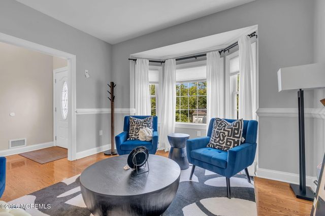 22 Wicker Place, Morganville, NJ 07751