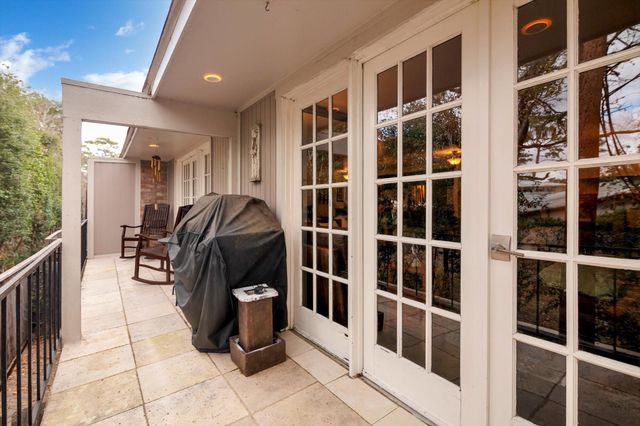 2224 S Piney Point Road 218, Houston, TX 77063