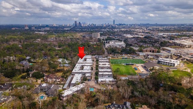 2224 S Piney Point Road 218, Houston, TX 77063