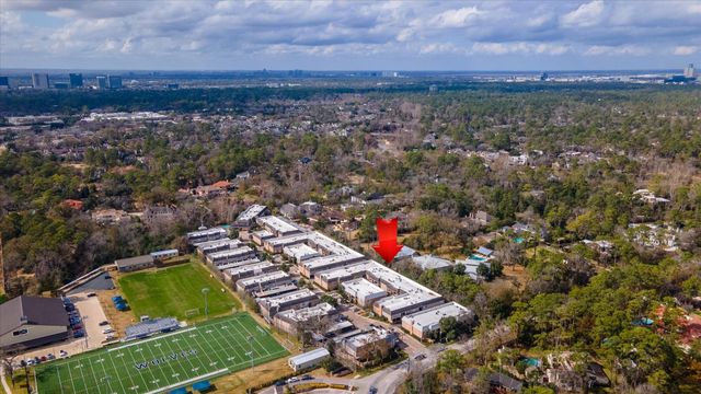 2224 S Piney Point Road 218, Houston, TX 77063