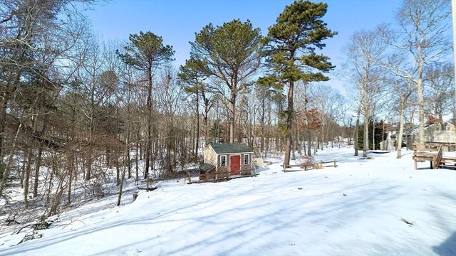 30 Ellisville Rd, Plymouth, MA 02360