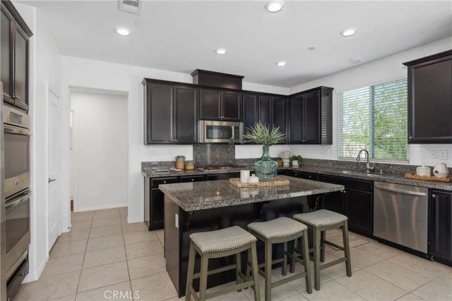 31876 Deerberry, Murrieta, CA 92563