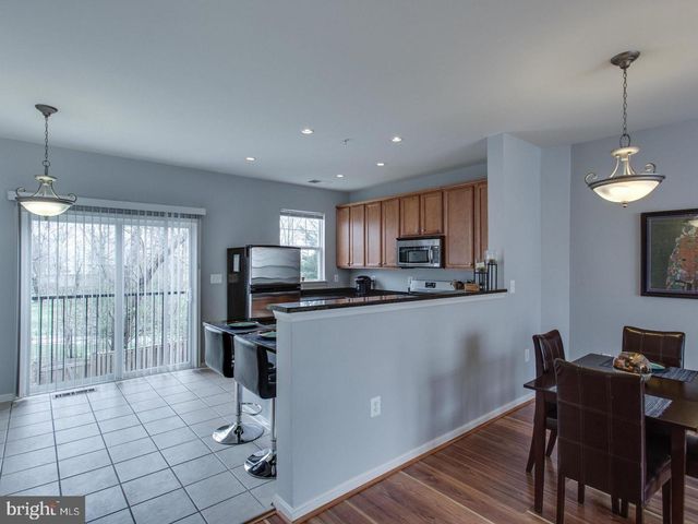 152 MOORE DR, Rockville, MD 20850