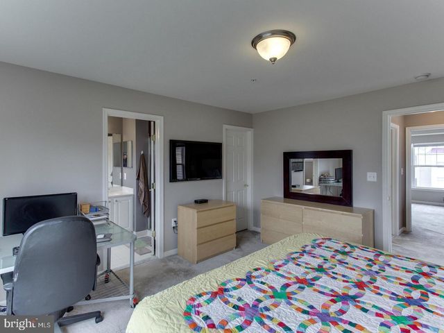 152 MOORE DR, Rockville, MD 20850
