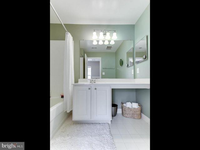 152 MOORE DR, Rockville, MD 20850