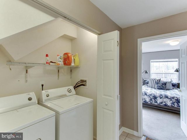 152 MOORE DR, Rockville, MD 20850