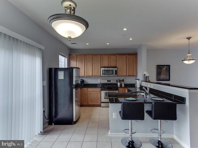 152 MOORE DR, Rockville, MD 20850