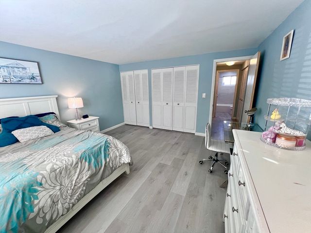 5 Woodcrest Ct 1, Weymouth, MA 02190