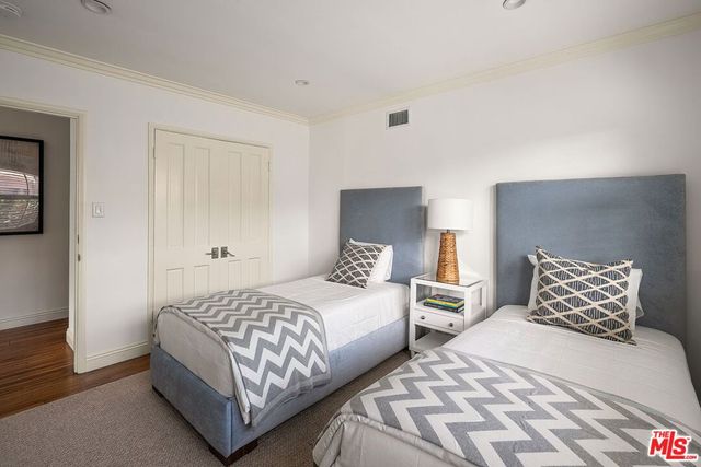 501 Ocampo Drive, Pacific Palisades, CA 90272