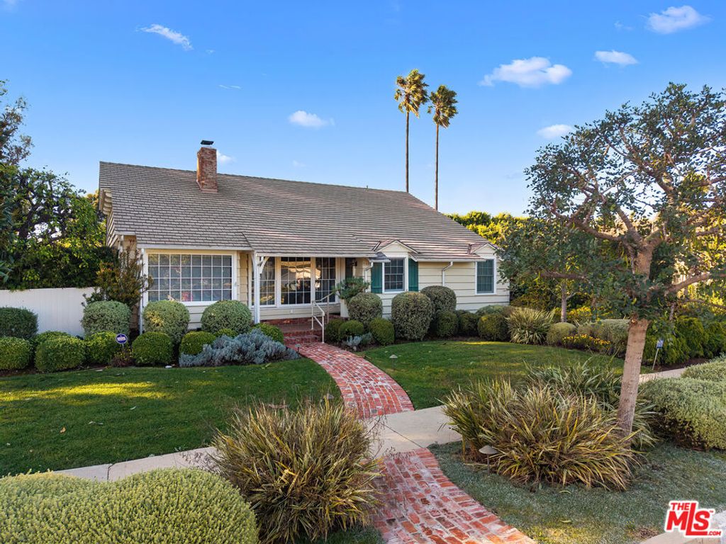 501 Ocampo Drive, Pacific Palisades, CA 90272