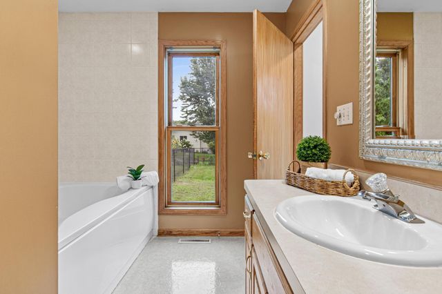 17213 Van Buren Street NE, Ham Lake, MN 55304