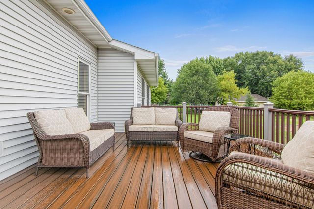 17213 Van Buren Street NE, Ham Lake, MN 55304