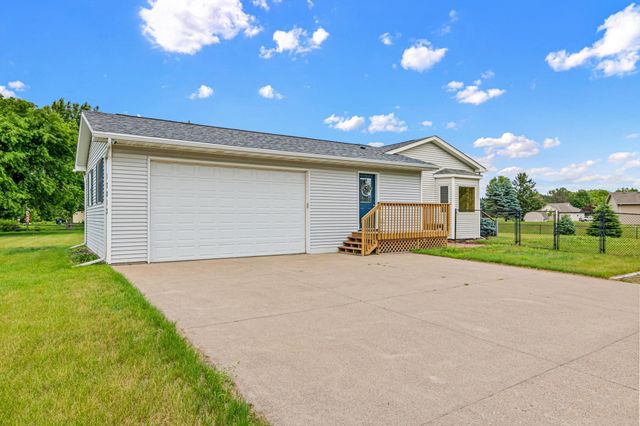 17213 Van Buren Street NE, Ham Lake, MN 55304
