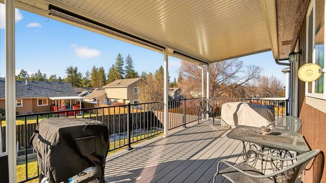 6825 N Oxford Dr, Spokane, WA 99208