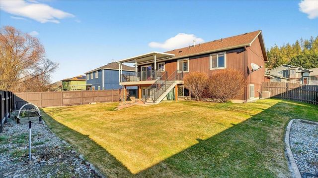 6825 N Oxford Dr, Spokane, WA 99208