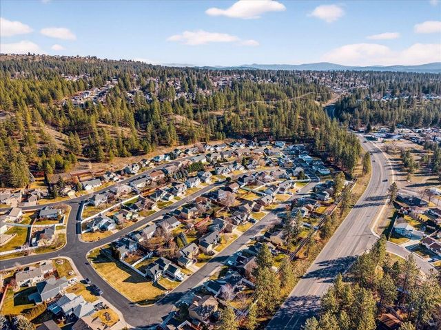 6825 N Oxford Dr, Spokane, WA 99208