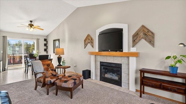 6825 N Oxford Dr, Spokane, WA 99208