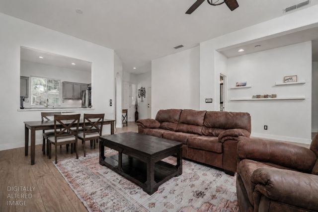 2847 Belle Fleur Way, Sacramento, CA 95833