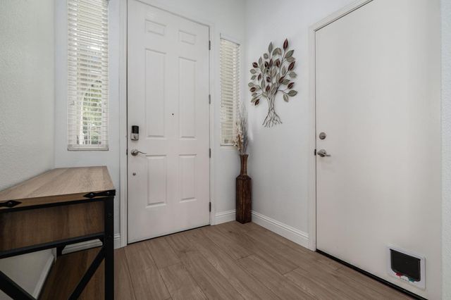 2847 Belle Fleur Way, Sacramento, CA 95833