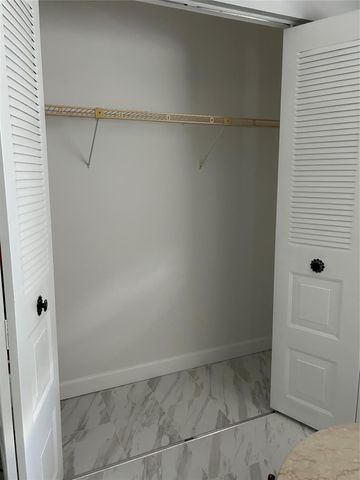 31 Abbey Lane 207, Delray Beach, FL 33446