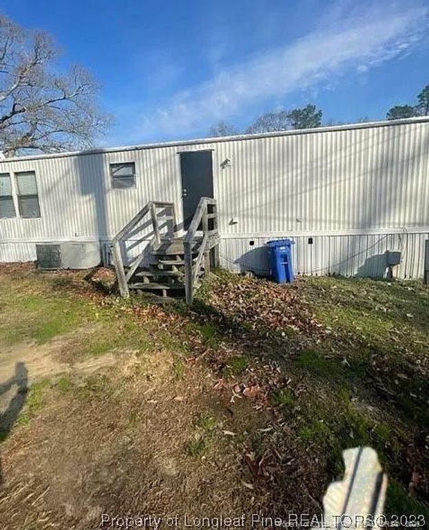 6306 Crestwood Avenue, Fayetteville, NC 28304