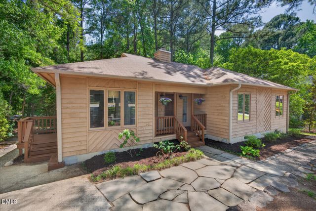 9 Lansgate Court, Durham, NC 27713