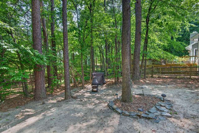 9 Lansgate Court, Durham, NC 27713