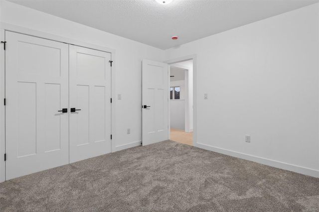1513 Prairie Drive, Grundy Center, IA 50638