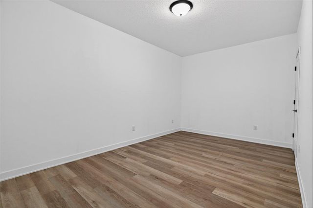 1513 Prairie Drive, Grundy Center, IA 50638