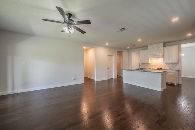 3424 Cimarron River Drive, Celina, TX 75078