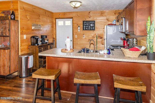 3041 Engle Town Road, Sevierville, TN 37862