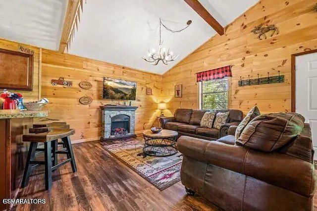 3041 Engle Town Road, Sevierville, TN 37862