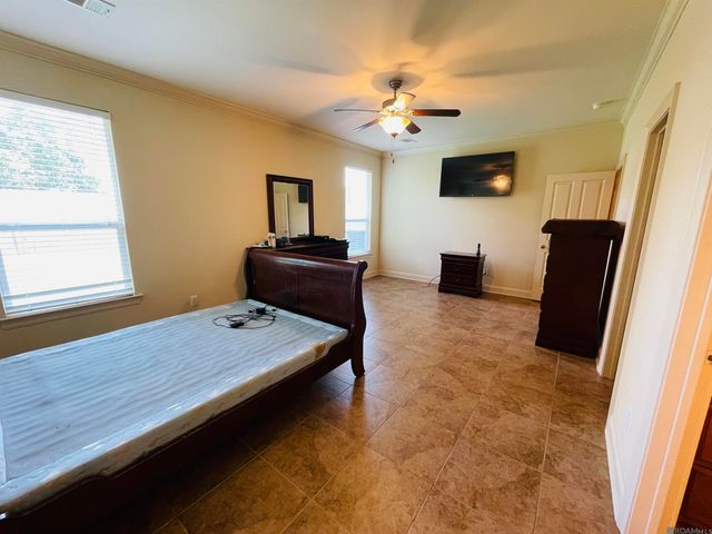 14053 Stonegate Dr, Baton Rouge, LA 70816