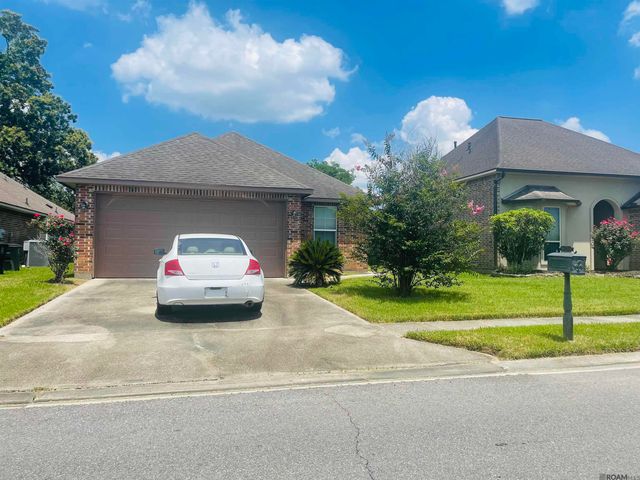 14053 Stonegate Dr, Baton Rouge, LA 70816