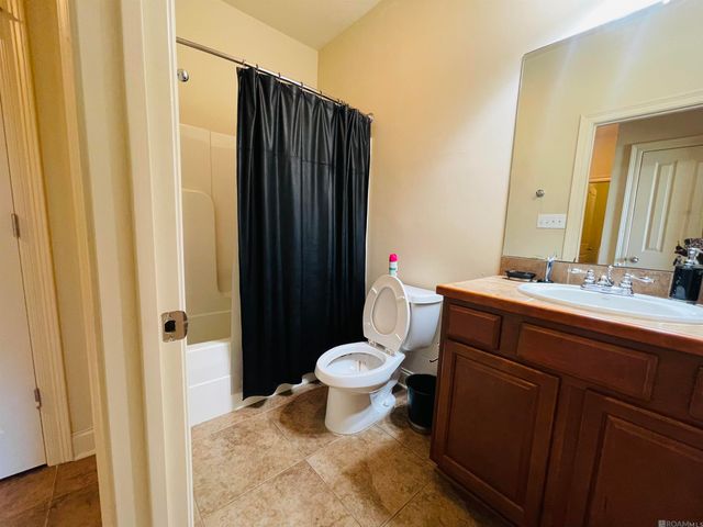 14053 Stonegate Dr, Baton Rouge, LA 70816