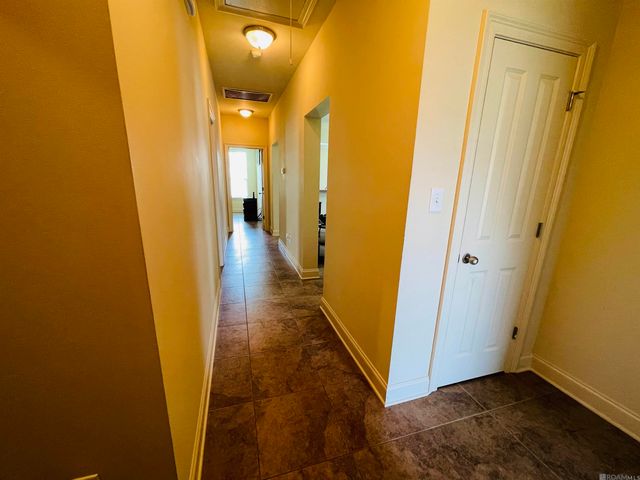 14053 Stonegate Dr, Baton Rouge, LA 70816